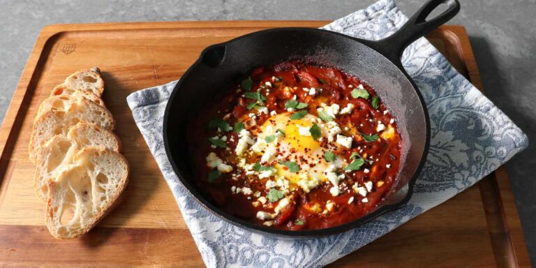 Shakshuka Recipe: Quick and Easy Breakfast Dish