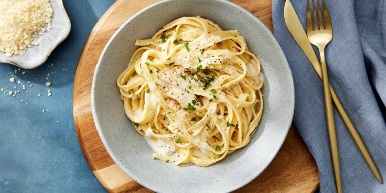 Fettuccine Alfredo Recipe: Easy Creamy Italian Classic