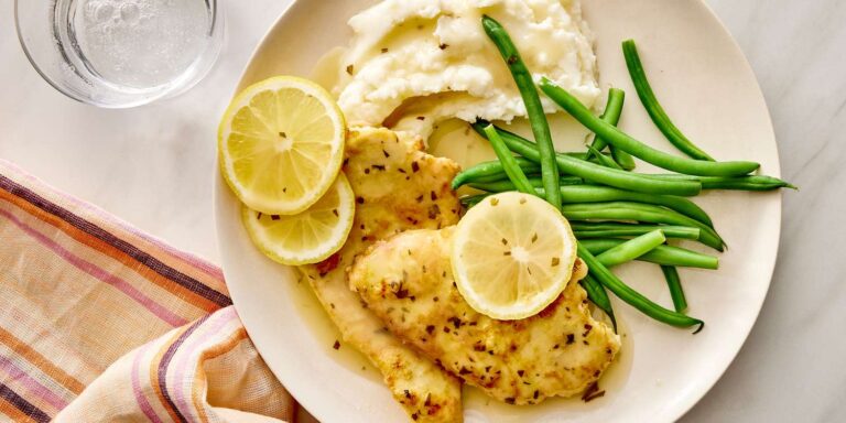 **Quick Chicken Recipe: Easy and Flavorful Weeknight Meal**