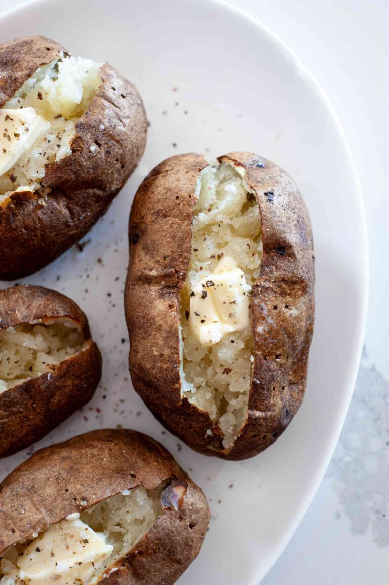 Perfectly Crispy Air Fryer Baked Potatoes: A Game-Changer for Your Dinner Table!