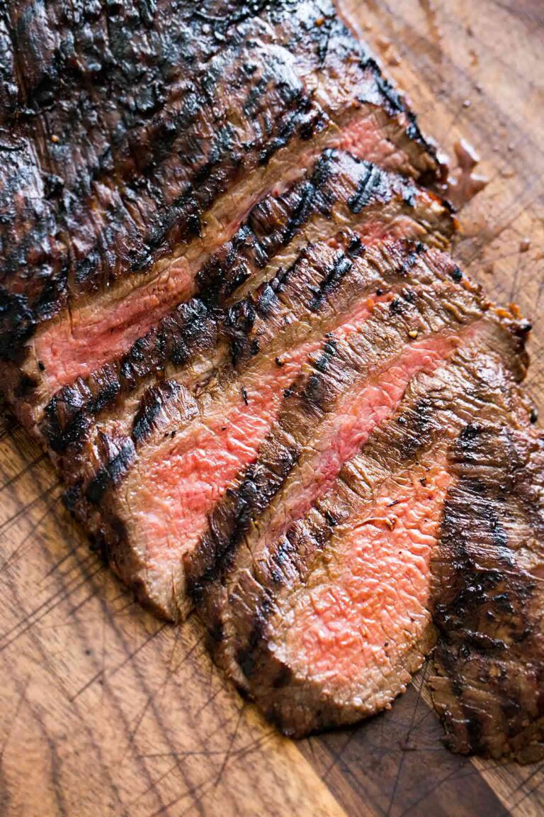 Succulent Grilled Flank Steak: A Flavor-Packed Marinated Delight for the Perfect Dinner