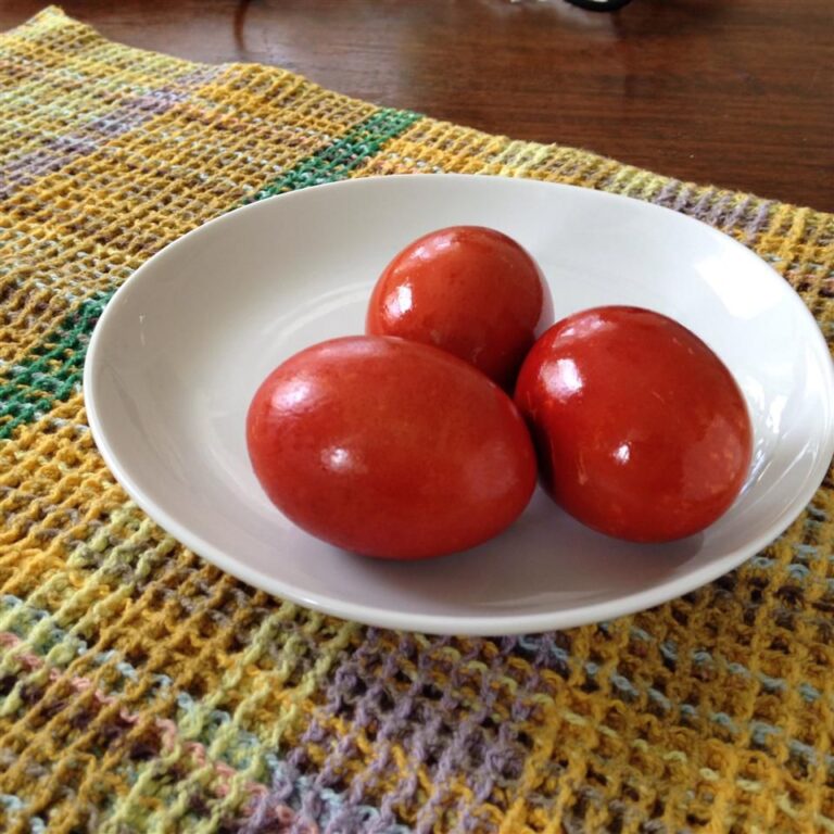 Vibrant Greek Red Easter Eggs Recipe: Crafting Joyful Traditions with Delicious Color