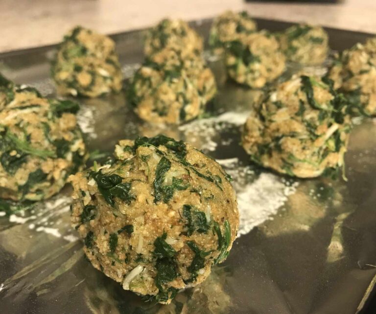 Deliciously Irresistible Spinach Balls: A Wholesome Recipe for Flavorful Appetizers
